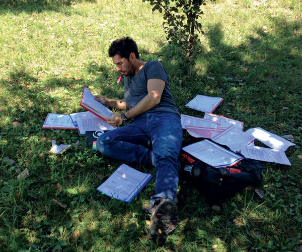 A Television Journalist Who S Functioning As An Agent Of Change